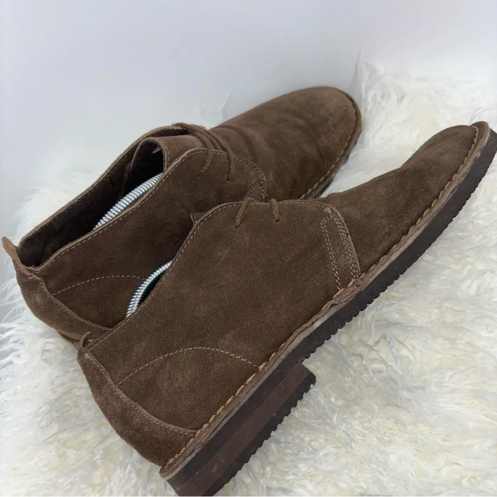 Merona Men 11 Brown Suede Chukka Leather Ankle Boots 2‎ Eyelet Classic Timeless